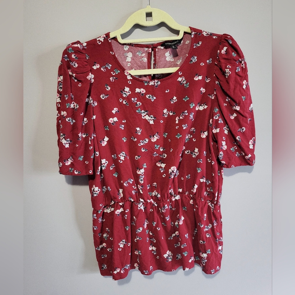 Banana Republic red floral blouse size medium